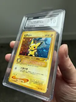 2000 Pokemon Japanese Neo Gold, Silver, To A New World Pichu Holo #172 CGC 10 - Image 2