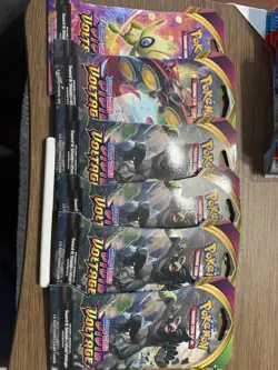 Pokemon TCG Sword and Shield Vivid Voltage Sleeved Booster Packs (6 Packs) 820650807503 - Image 1