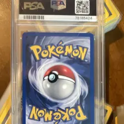 Wizards of the Coast 2000 Pokemon Gym Heroes Blaine's Moltres 001/132 Holo PSA 8 - Image 2