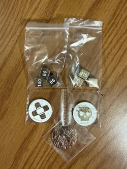 Pokemon TCG Ultra Premium Collection Gold Charizard Coin, Damage Counter & Dice - Image 1