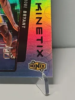 1998-99 Upper Deck Ionix - Kinetix #K13 Kobe Bryant Holofoil SP Lakers - Image 3