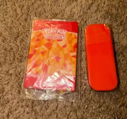 Pokemon Charizard EX Ultra Pro Magnetic Card Protector Case w/Display Base Stand - Image 1