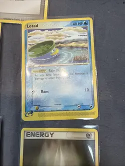 lot of 20 pokemon cards vintage includes energy, poliwag, lotad, larvitar, etc - Image 4