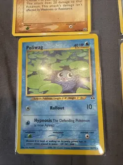 lot of 20 pokemon cards vintage includes energy, poliwag, lotad, larvitar, etc - Image 5