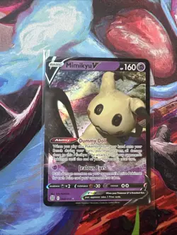 Pokemon TCG Mimikyu v Holo Ultra Rare Card Brilliant Stars 068/172 - Image 1