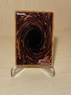 Yugioh / "Blue-Eyes White Dragon" / LCKC-EN001 / Ultra Rare / 1st Edition - Image 2