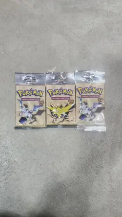 Wizards of The Coast Pokemon Fossil Booster Pack (WOC06159) 742818061599 - Image 1