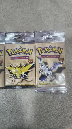 Wizards of The Coast Pokemon Fossil Booster Pack (WOC06159) 742818061599 - Image 3