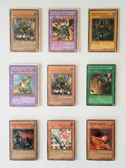 *9 Original 1996 HOLOGRAPHIC 'Yu-Gi-Oh' Card Lot! - Image 1