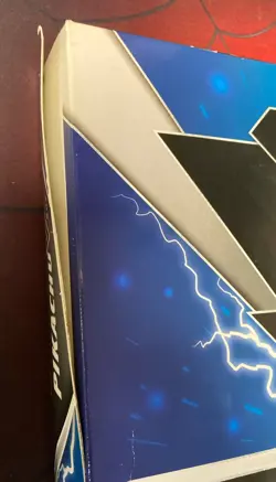 NEW & SEALED! POKEMON TCG PIKACHU V Box BOOSTERS! Brilliant Stars Fusion Strike - Image 3