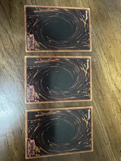 Yu-Gi-Oh! Blue-Eyes White Dragon SDK-001 Ultra Rare Playset 3x! NM/LP - Image 2