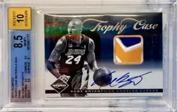 2011 Panini Limited Kobe Bryant ON CARD AUTO GAME USED PATCH TROPHY CASE 13/15 - Image 1
