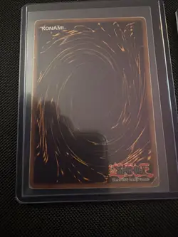 Blue Eyes White Dragon SDK-001 Heavily Played/Damaged - Image 2