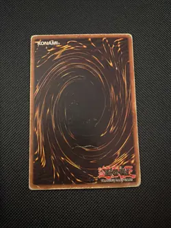 Blue Eyes White Dragon SDK-001 Heavily Played/Damaged - Image 4