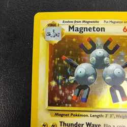 Magneton 9/102 Base Set Holo Unlimited Vintage Pokemon - Image 2
