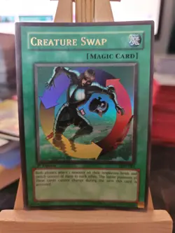 Yu Gi Oh Legacy of Darkness LOD-081 Creature Swap 1ST EDITION LP - Image 1