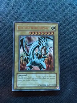Yugioh Blue Eyes White Dragon Ultra Rare LOB-001 Unlimited Near Mint - Image 1