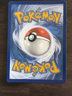 Latias Crown Zenith: Galarian Gallery Ultra Rare Card #GG20/GG70 Lightly Played - Image 2