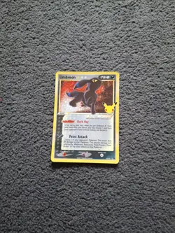 Pokemon TCG Umbreon Gold Star 17/17 Celebrations Classic Collection Holo Rare - Image 1