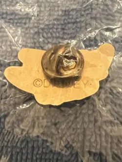 Rare Walt Disney World Rock ‘n’ RollerCoaster Cast Member Pin Still Sealed! 1999 - Image 2