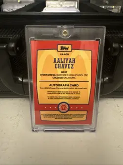 Aaliyah Chavez 2025 Topps Chrome McDonald’s All American Event On Card Auto - Image 2