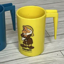 Vintage Walt Disney Snow White & Seven Dwarfs Plastic Cups w/ Handles, Set of 4 - Image 5