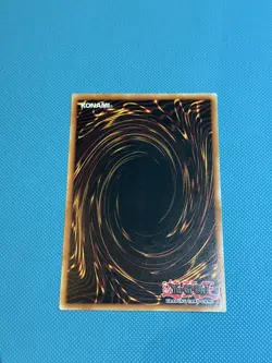 Blue-Eyes White Dragon - Gold Ghost Rare GLD5-EN001 YuGiOh Card LP - Image 3