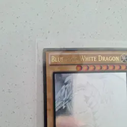 Yugioh Blue-Eyes White Dragon GLD5 EN001 Ghost Rare - Image 2