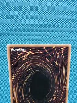 Blue-Eyes White Dragon - Gold Ghost Rare GLD5-EN001 YuGiOh Card NM-LP - Image 5