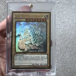 Blue-Eyes White Dragon Gold Ghost Rare GLD5-EN001 YuGiOh Card NM with Case - Image 1