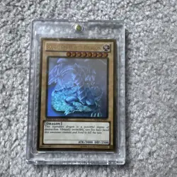 Blue-Eyes White Dragon Gold Ghost Rare GLD5-EN001 YuGiOh Card NM with Case - Image 2