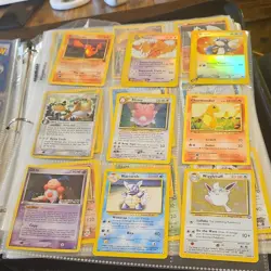 Pokemon TCG Mixed Card Lot Binder Pikachu Charizard Mewtwo Blastoise Holo - Image 5
