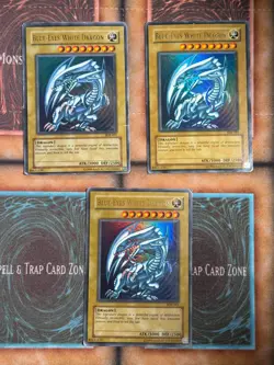 3x Blue-Eyes White Dragon SDK-001 Ultra Rare Unlimited Yugioh - Image 1