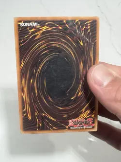 Vintage Yu-Gi-Oh! Red Eyes Blue Dragon Holo SDJ - 001 - Image 5