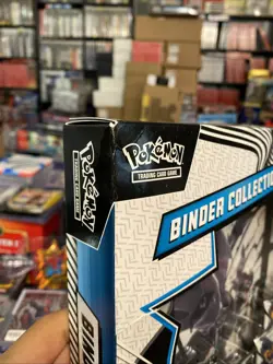 NEW Pokemon TCG Scarlet & Violet Black Bolt Binder Collection (SEALED) - Image 5