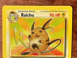 Raichu 29/62 Fossil Regular Rare Non-holo Pokemon TCG Wizard 1999 vintage - Image 2