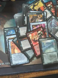 Large Lot of Vampire JYHAD Fantasy Trading Card Game Cards ~100 Cards - Image 2