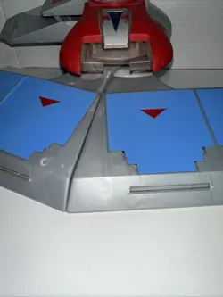 Untested Yu-Gi-Oh Battle City Duel Disk Card Launcher Kazuki Takahashi 1996 - Image 3