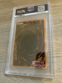 2020 Yu-Gi-Oh! 1st Edition Dark Magician Maximum Gold - Image 4