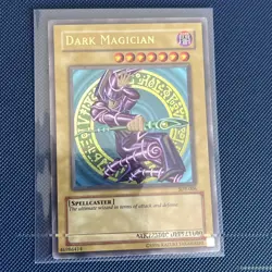 Yu-Gi-Oh Dark Magician SDY-006 Ultra Rare Unlimited - Image 1
