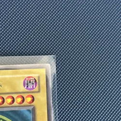 Yu-Gi-Oh Dark Magician SDY-006 Ultra Rare Unlimited - Image 3