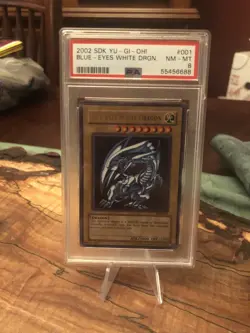 Yugioh Blue-Eyes White Dragon SDK-001 Starter deck Kaiba PSA 8 - Image 2