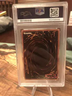 Yugioh Blue-Eyes White Dragon SDK-001 Starter deck Kaiba PSA 8 - Image 3