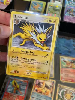 Pokemon Card Lot 9 Vintage Eevee & Eeveelutions🔥LP - HP 1999-2013 - Image 4