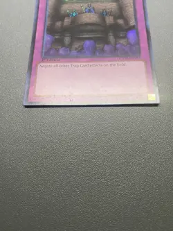 Yu-Gi-Oh! Royal Decree Ultra Rare 1st Edition LCYW-EN182 (HP) - Image 2