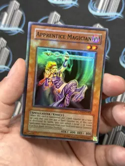 Yugioh Apprentice Magician CP04-EN004 Super Rare Misprint Full Holo Bleed - Image 5