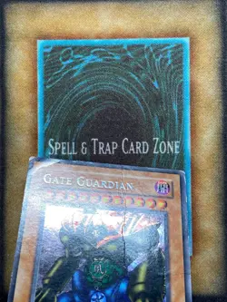 Yugioh Gate Guardian MRD-000 Secret Rare 1st Ed DAMAGED HEAVY PLAYED - Image 3