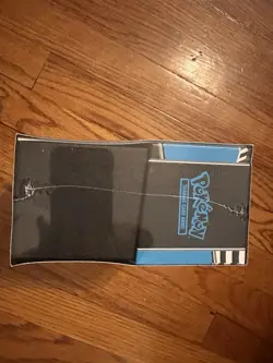 Pokemon TCG Scarlet & Violet Black Bolt Elite Trainer Box English - Image 4