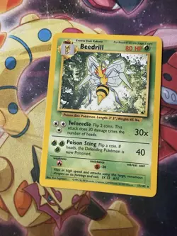 Pokemon TCG Beedrill #17/102 Rare Unlimited Base Set Unlimited VTG WOTC 1999 - Image 1