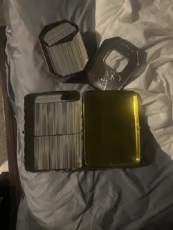 500+ lot of Pokemon cards unseached form childhood and no idea what to do with - Image 2